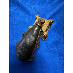 Dragon Military Powder Flask, Circa 1690–1700, 17th Century