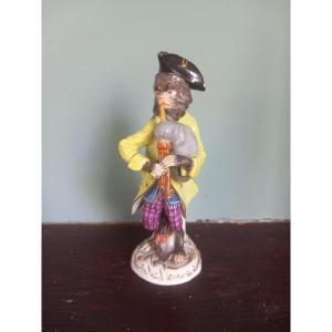 Manufacture De Meissen - Musician Monkey Bagpiper