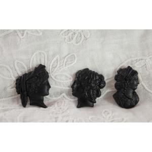 Three Cameo-style Subjects, 'profiles Of Women' In Black Glass, Victorian Era, Late 19th Century