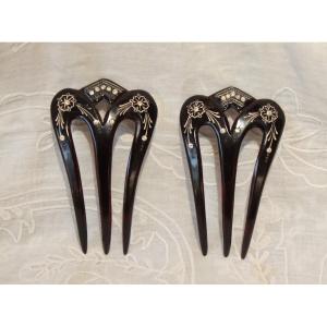 Pair Of Combs In Brown Horn And Rhine Stone, Circa 1900