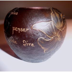 Daum Talking Vase-miniature
