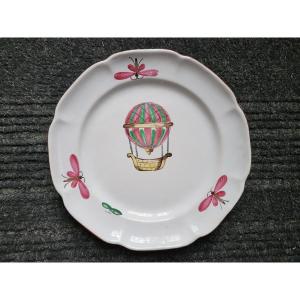  18th Century Islettes Earthenware Plate With Hot Air Balloon Decor