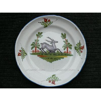 Flat Au Cerf Earthenware Nineteenth Waly.