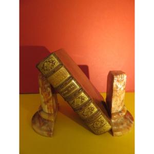 Pair Of Pink Marble Bookends Featuring 20th Century Columns