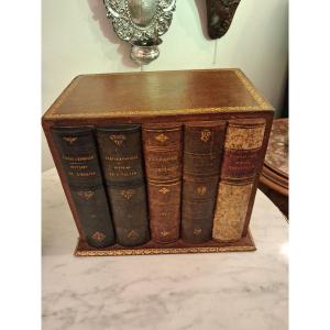 Important, Liquor Cabinet, Trompe l'Oeil Box Of Antique Books (height 21 Cm)