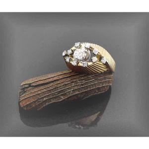 Gold And Platinum Ring - Diamonds - 1940s-50s