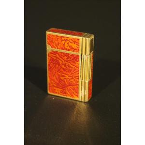 Dupont Lighter In Paris