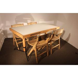  Held Brand Table And Chairs