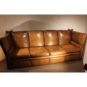 4-seater Wing Sofa