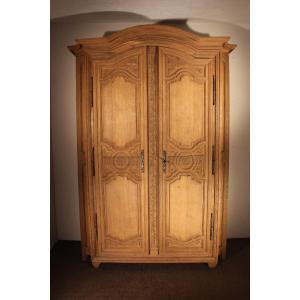 18th Century Regency Wardrobe