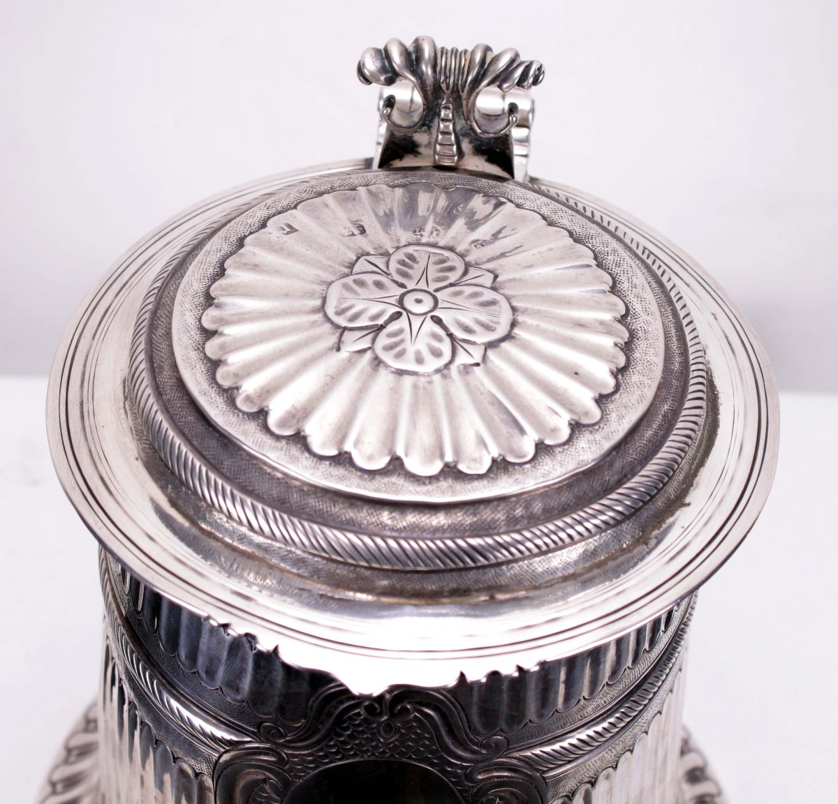 Tankard in argento 925/000 Londra 1680-photo-3