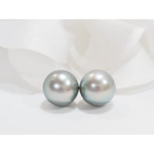 Yellow Gold And Tahitian Pearl Earrings