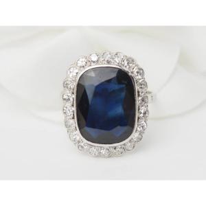 Pompadour Ring In Platinum, Sapphire And Diamonds 