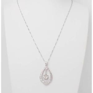 Art Deco Necklace In White Gold And Diamonds