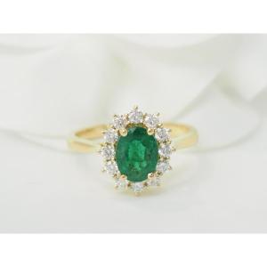 Daisy Ring In Yellow Gold, Emerald And Diamonds