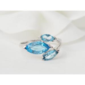 White Gold And Blue Topaz Ring