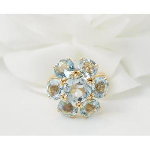 Antique Flower Ring In Yellow Gold And Aquamarines