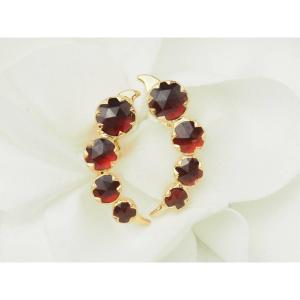 Perpignan Garnet Earrings In Yellow Gold