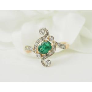 Art Nouveau Ring In Emerald Yellow Gold 0.60 Ct And Diamonds