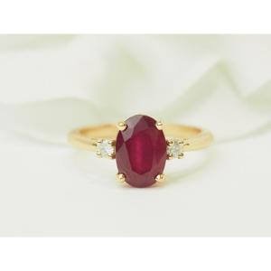 Ruby Ring 2.59ct E Vs Diamonds 18kt Yellow Gold