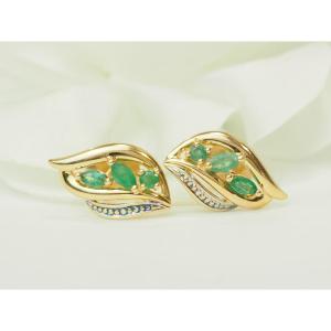Vintage Earrings In 18-carat Yellow Gold And Natural Emeralds