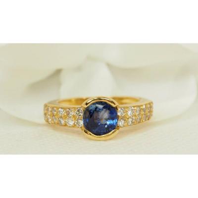 Ring In Yellow Gold, Ceylon Sapphire And Diamonds