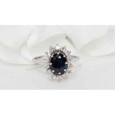 Marguerite Ring In White Gold, Oval Sapphire And Diamonds