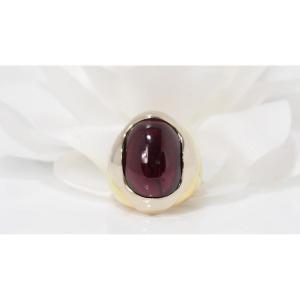 Two Gold Ring Adorned With An Grenat Cabochon