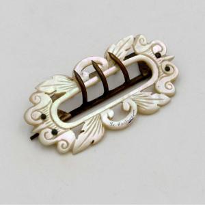 Belt Buckle, Carved Mother-of-pearl “le Tréport”, 19th Century.