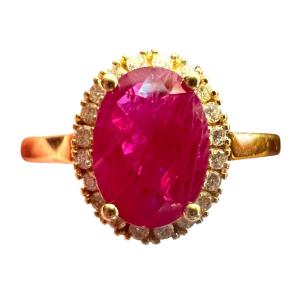 1 Carat Ruby Pompadour Engagement Ring In 18k Yellow Gold With Diamond Halo