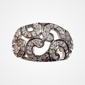 18ct Gold Ring Set With Diamonds Paving