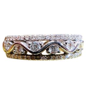 18ct White Gold Ring Set With Diamonds