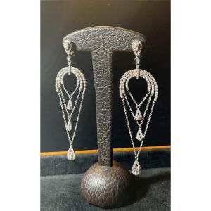 18ct White Gold Stud Earrings Set With Diamonds