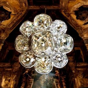 18ct Gold Ring Set With Old Cut Diamonds