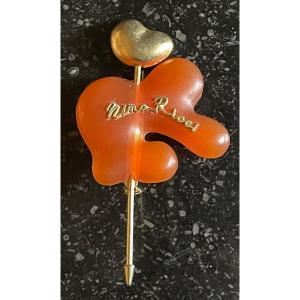 Nina Ricci Brooch Couture Jewelry Resin And Gold Metal Designed By Garouste And Bonetti