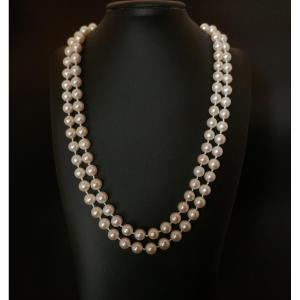 Long Necklace Of Cultured Pearls 1 Meter, 18 Carat Gold Clasp.