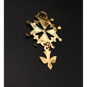 Huguenot Cross Pendant In 18-carat Yellow Gold.