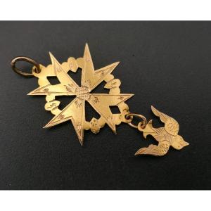 Large Huguenot Cross Pendant In 18-carat Yellow Gold.