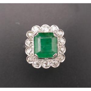 Emerald And Diamond Ring, 18 Carat White Gold.