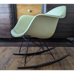 Rar Armchair. Eames. Herman Miller Edition.