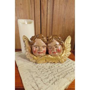 Pair Of Small Polychrome Carved Wooden Angels, 18th Century