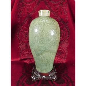 Celadon Green Embroided Grass Vase 19th Century