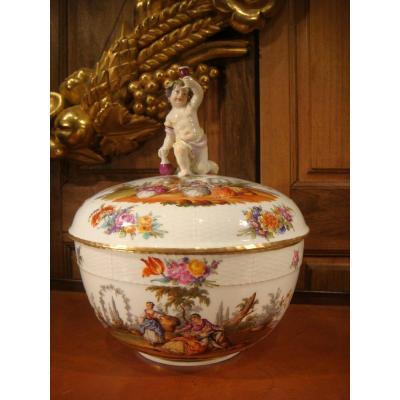 Bacchus Porcelain Tureen Pot