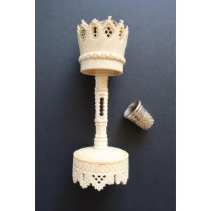 Nineteenth Century Needle Spades In Ivory.