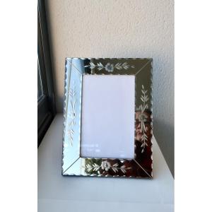 Tabletop Photo Frame, Engraved Glass And Mirrors, 1940s, 24 X 18 Cm, Very Good Condition