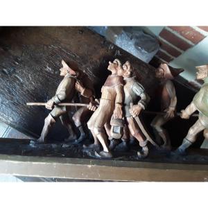 Amazing Carved Wooden Group From The Late 19th And Early 20th Centuries 