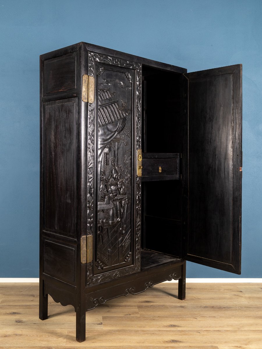 Mobiletto cinese in legno intagliato, Scene di vita imperiale, Cina XIX secolo-photo-3