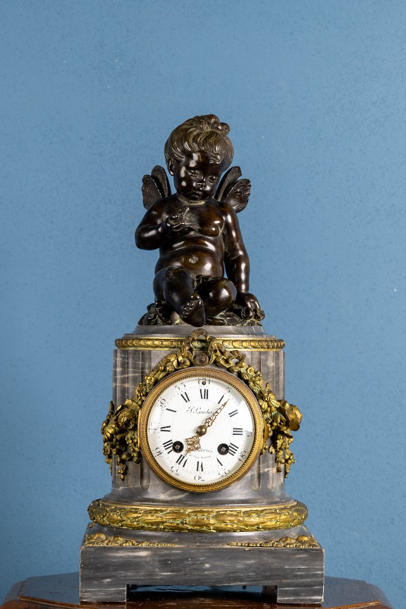 Orologio francese in marmo e bronzo dorato, Putto in bronzo, Fine XIX secolo