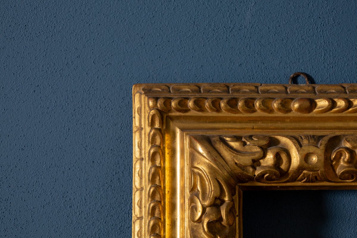 Cornice italiana del XVIII secolo in legno intagliato e dorato-photo-3