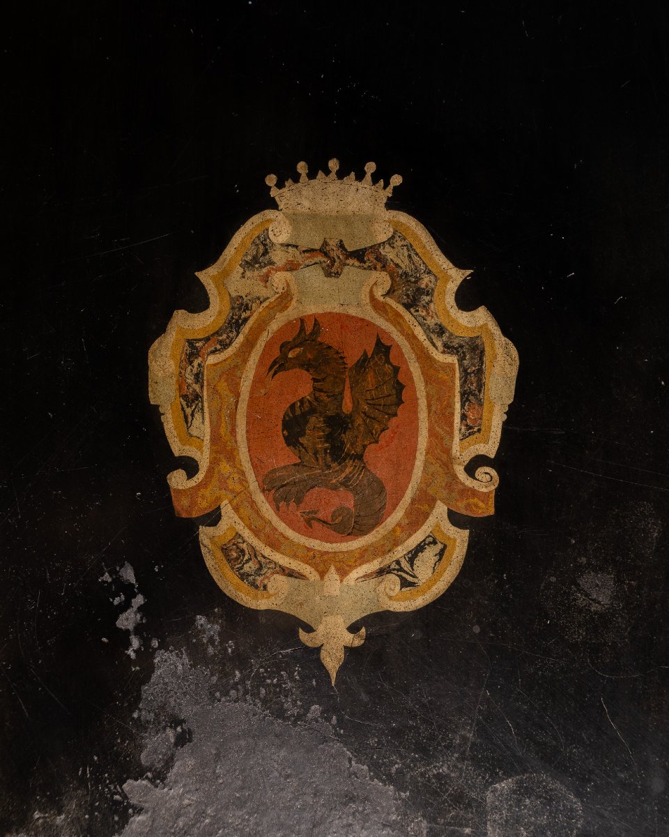 Elegante tavolo da salotto in scagliola e legno laccato rosso, Italia, inizi XIX secolo-photo-3
